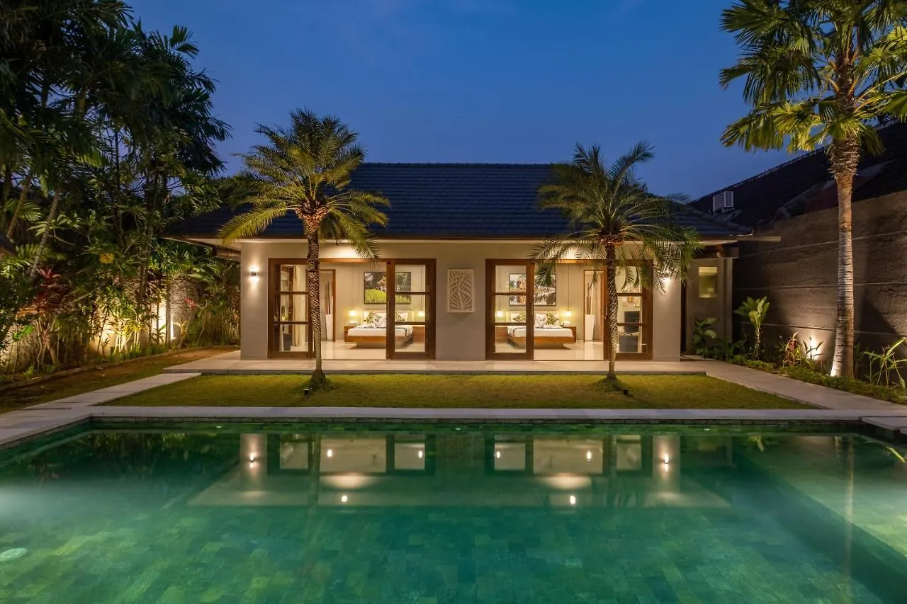Villa 500M2 With 14M Pool, Bbq, Pinball - Seminyak