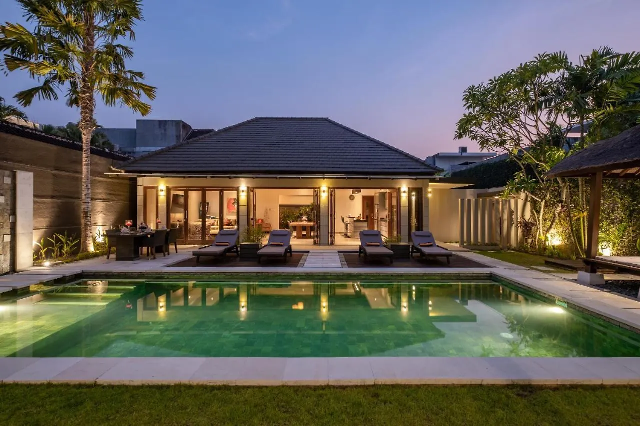 Villa 500M2 With 14M Pool, Bbq, Pinball - Seminyak