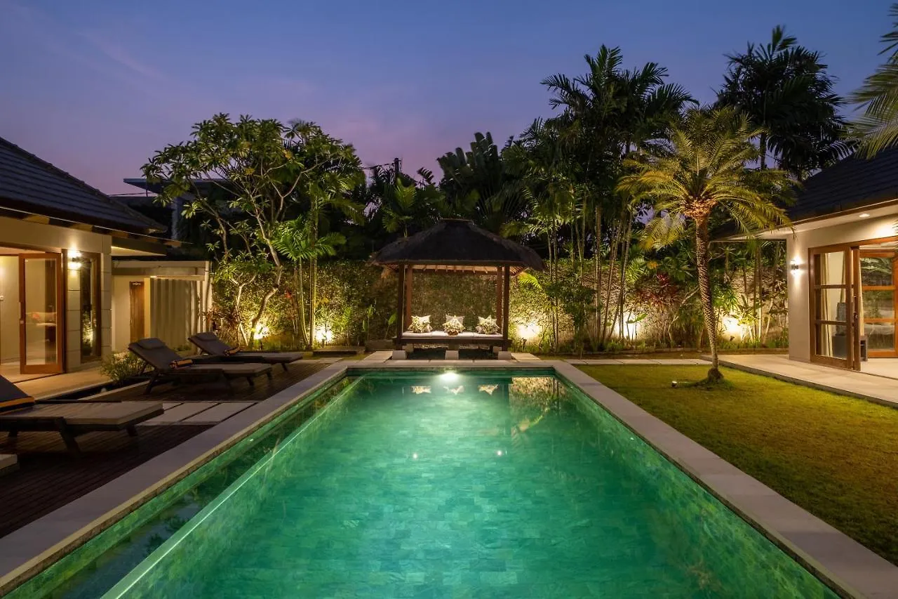 Villa 500M2 With 14M Pool, Bbq, Pinball - Seminyak 0*, סמיניאק אינדונזיה