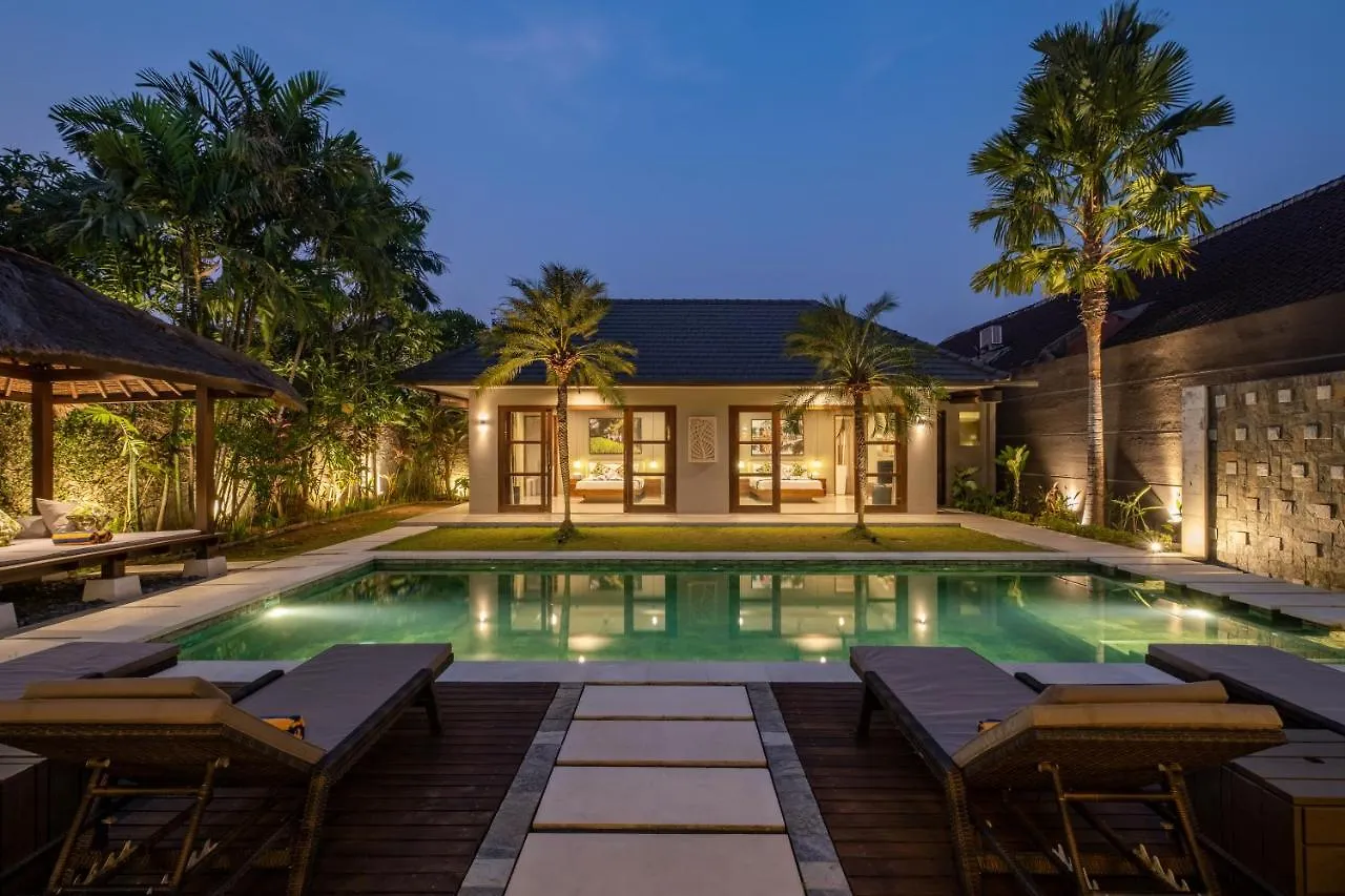 Villa 500M2 With 14M Pool, Bbq, Pinball - Seminyak