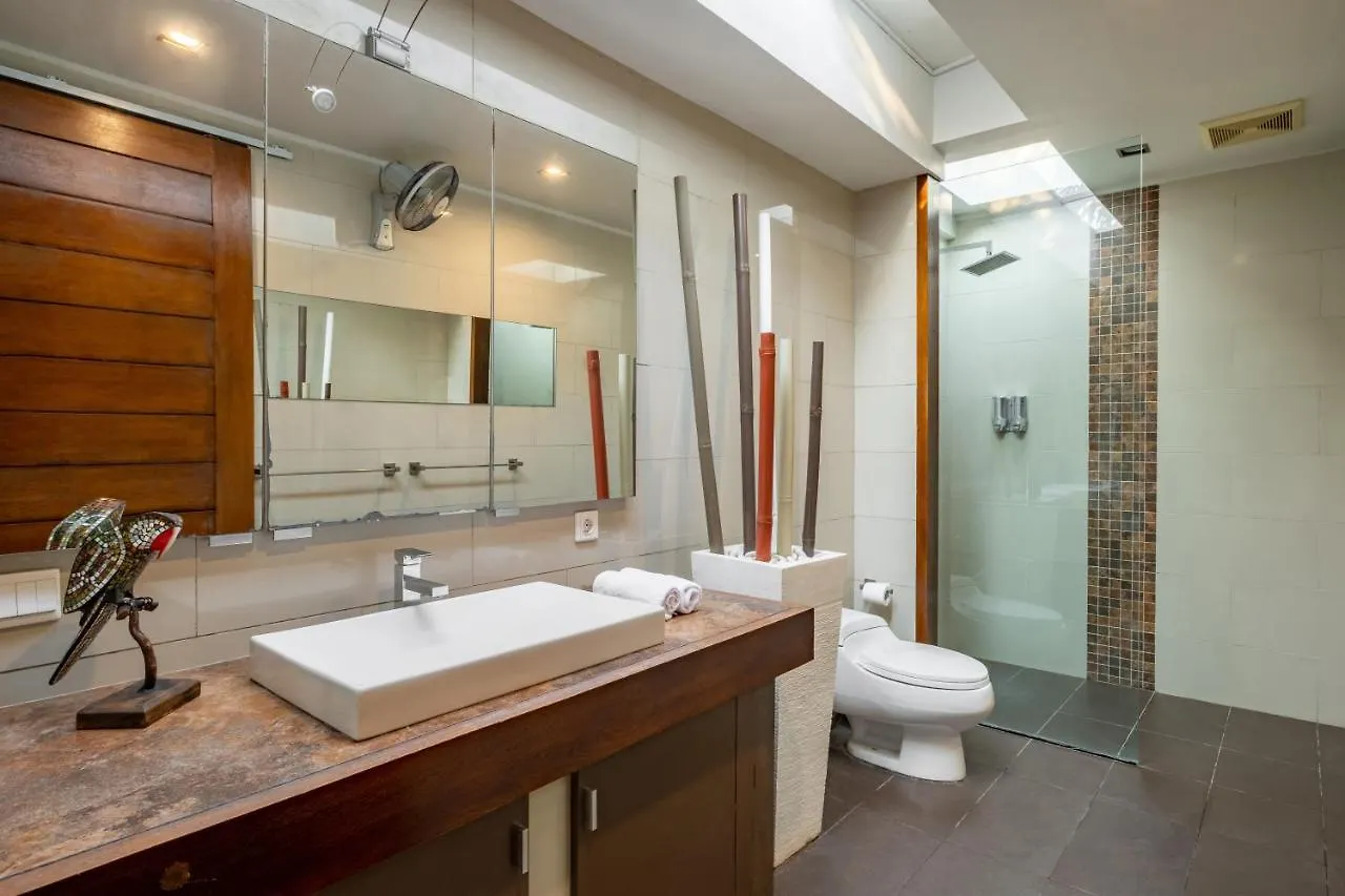 Villa 500M2 With 14M Pool, Bbq, Pinball - Seminyak 0*, סמיניאק אינדונזיה